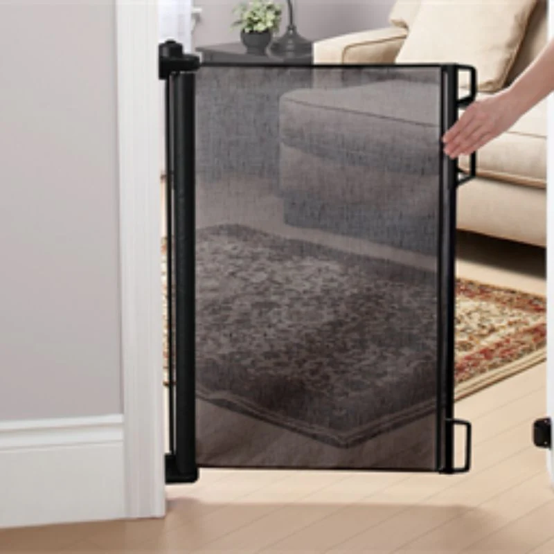 Retractable Safety Gate - Image 9