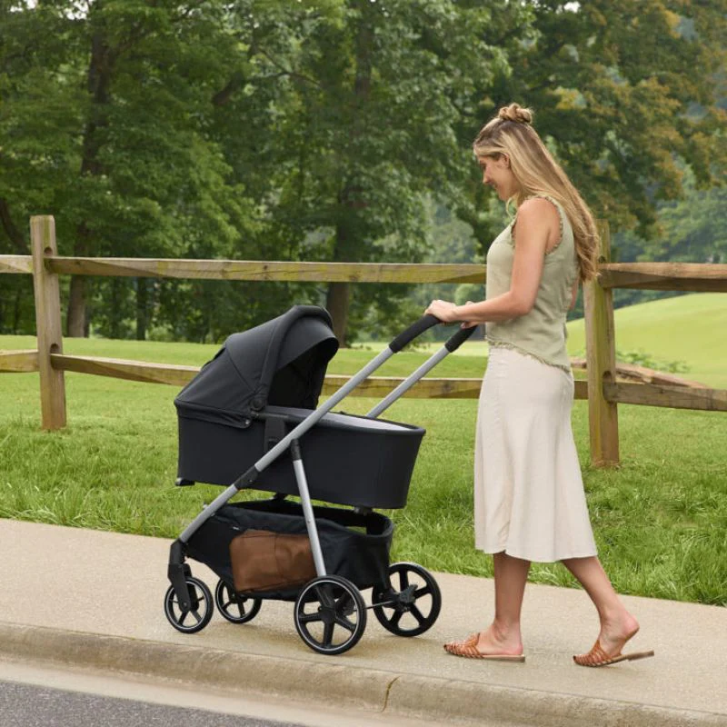 Zinnia Bassinet for Brook, Brook+ and Grove Strollers - Image 5