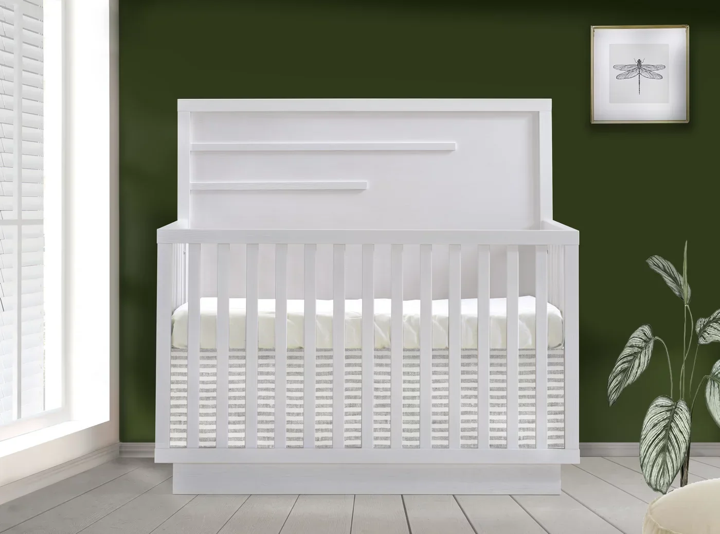 Como 4-in-1 Convertible Crib with Horizontal Molding - Image 4
