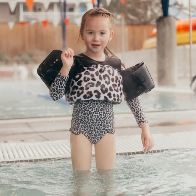 Floaties - Image 21
