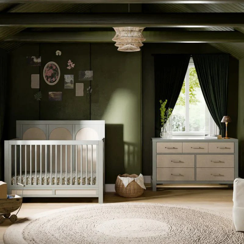 Eloise 4-in-1 Convertible Crib - Image 16