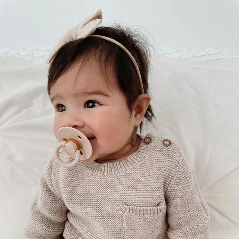 Itzy Soother Natural Rubber Pacifier - 2 Pack - Image 7