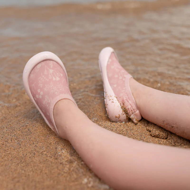 Quick-Dry Water Shoes - Image 11