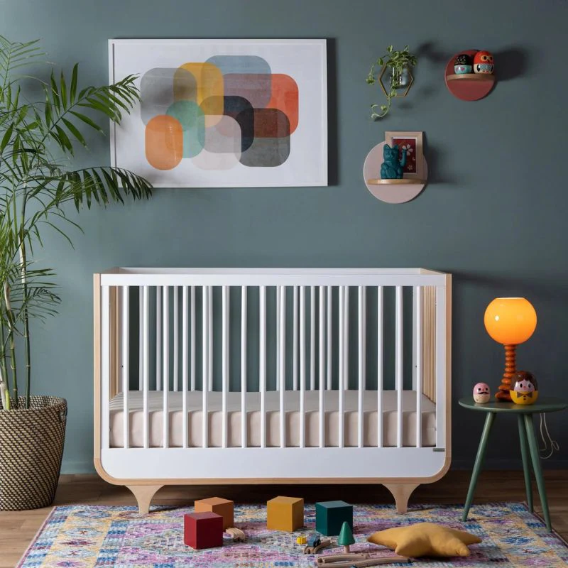 Jolly 3-in-1 Convertible Crib - Image 3