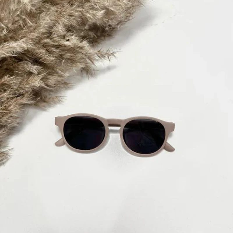 Keyhole Sunnies Sunglasses - Image 19