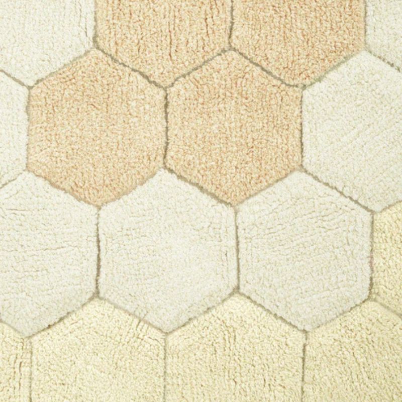 Round Honeycomb Washable Rug - Image 4