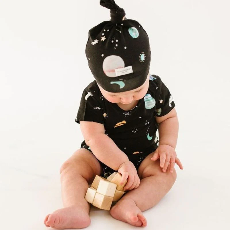 Top Knot Beanie - Image 51