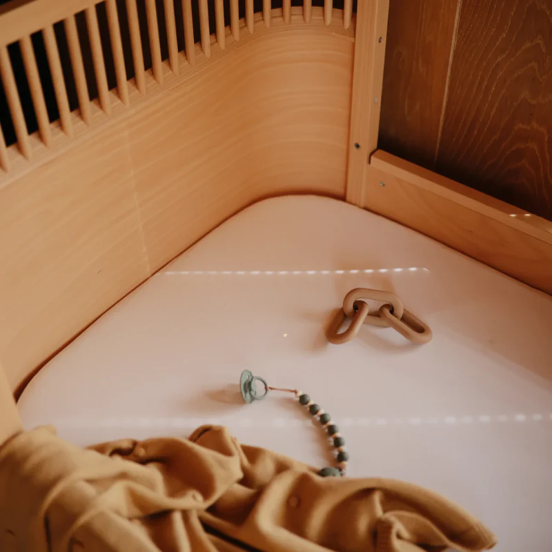 Stretchy Mini Crib Sheet - Image 12