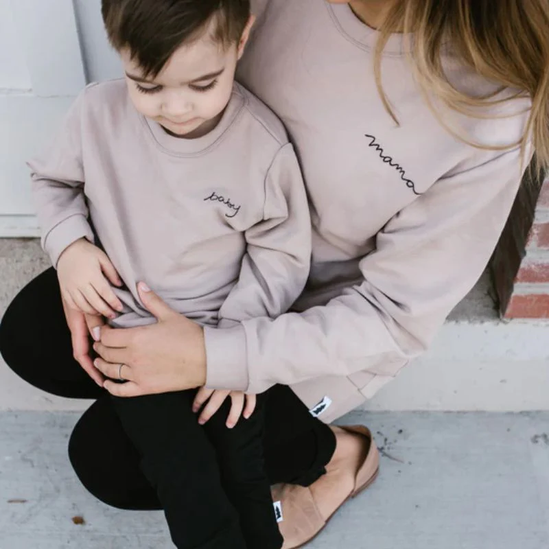 Mama Sweater - Image 4