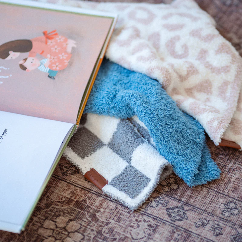 Plush Blankets - Image 91