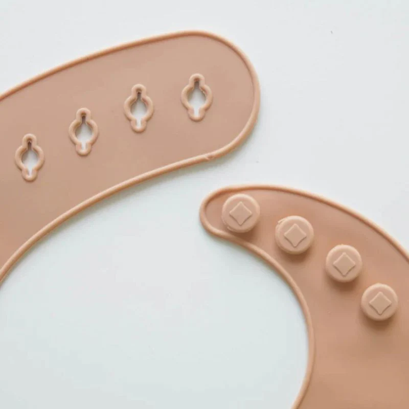 Silicone Bibs - Image 35
