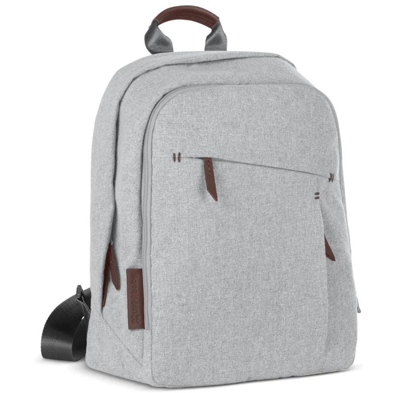 Changing Backpack - Image 20